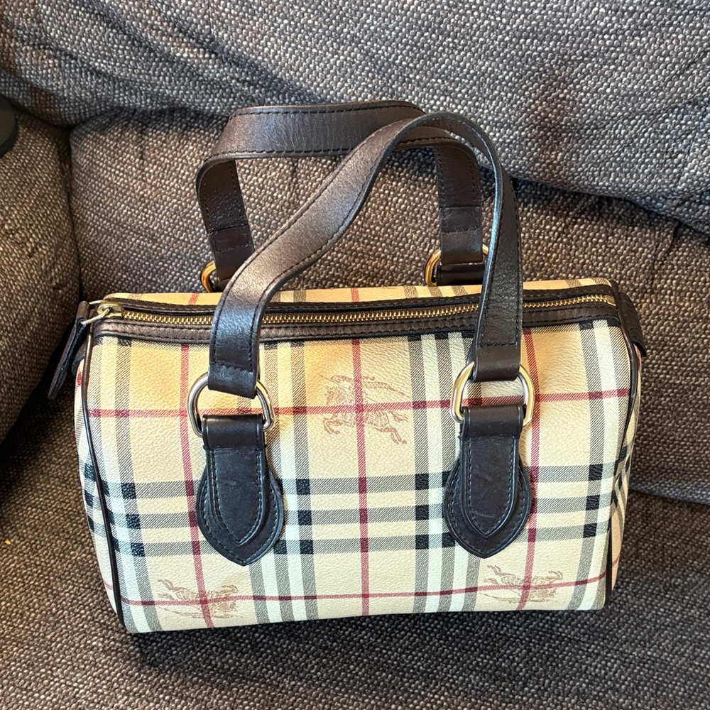 Authentic Burberry Haymarket Check Coated Canvas Northfield Bag/Boston Bag - Picture 3 of 13